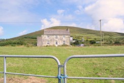 FOR SALE AGRICULTURAL LAND, FARM BUILDINGS AND OLD FARMHOUSE And A SEPERATE OLD RUIN AT FERMOYLE, BALLINSKELLIGS FOR SALE AGRICULTURAL LAND, FARM BUILDINGS AND OLD FARMHOUSE And A SEPERATE OLD RUIN AT FERMOYLE, BALLINSKELLIGS