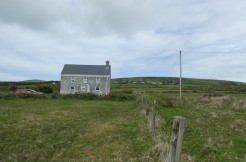 FOR SALE ~ HOUSE AND 17.49 acres of land. Ballymanagh Lower Valentia Island V23 W592