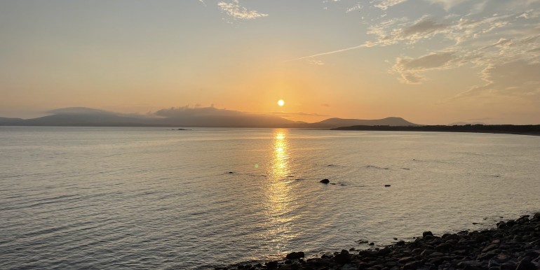 F633A2A0-0D9C-47F1-A02C-9E04C3097B8E